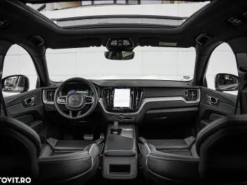 Volvo XC 60 Recharge T6 Twin Engine eAWD R-Design Expression