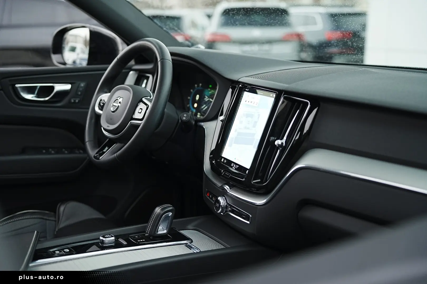 Volvo XC 60 Recharge T6 Twin Engine eAWD R-Design Expression