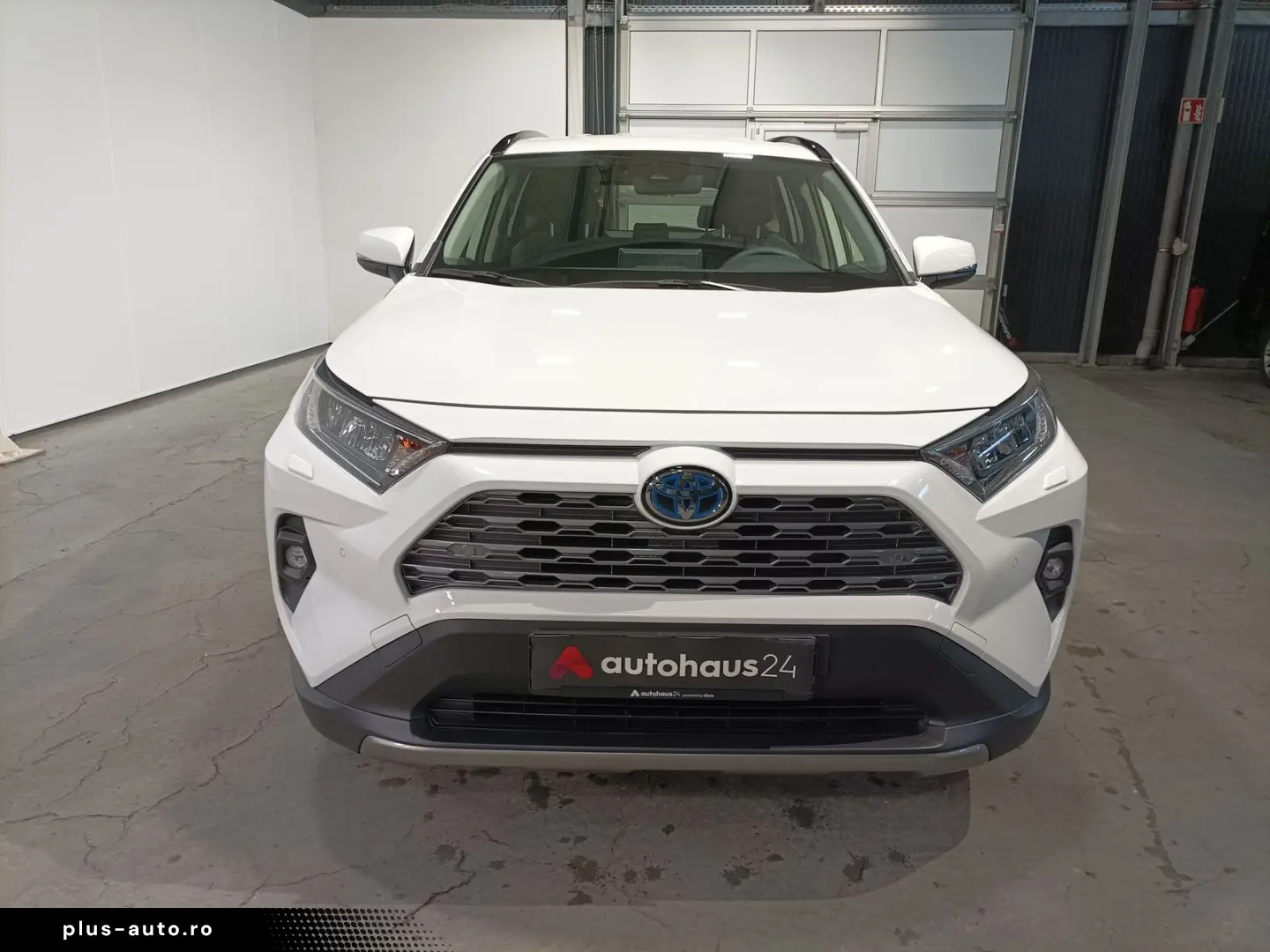 TOYOTA RAV4 2.5 VVT-i Hybrid Team D LED Navi PDC Sitzhz