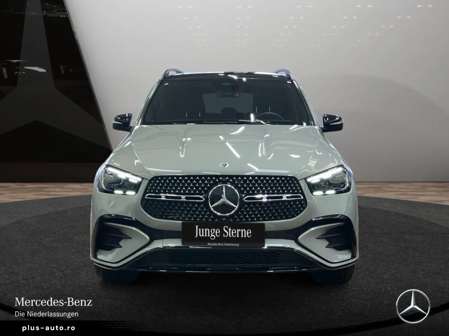 MERCEDES-BENZ GLE 300 d 4M AMG Advanced  Pano AHK Burmester