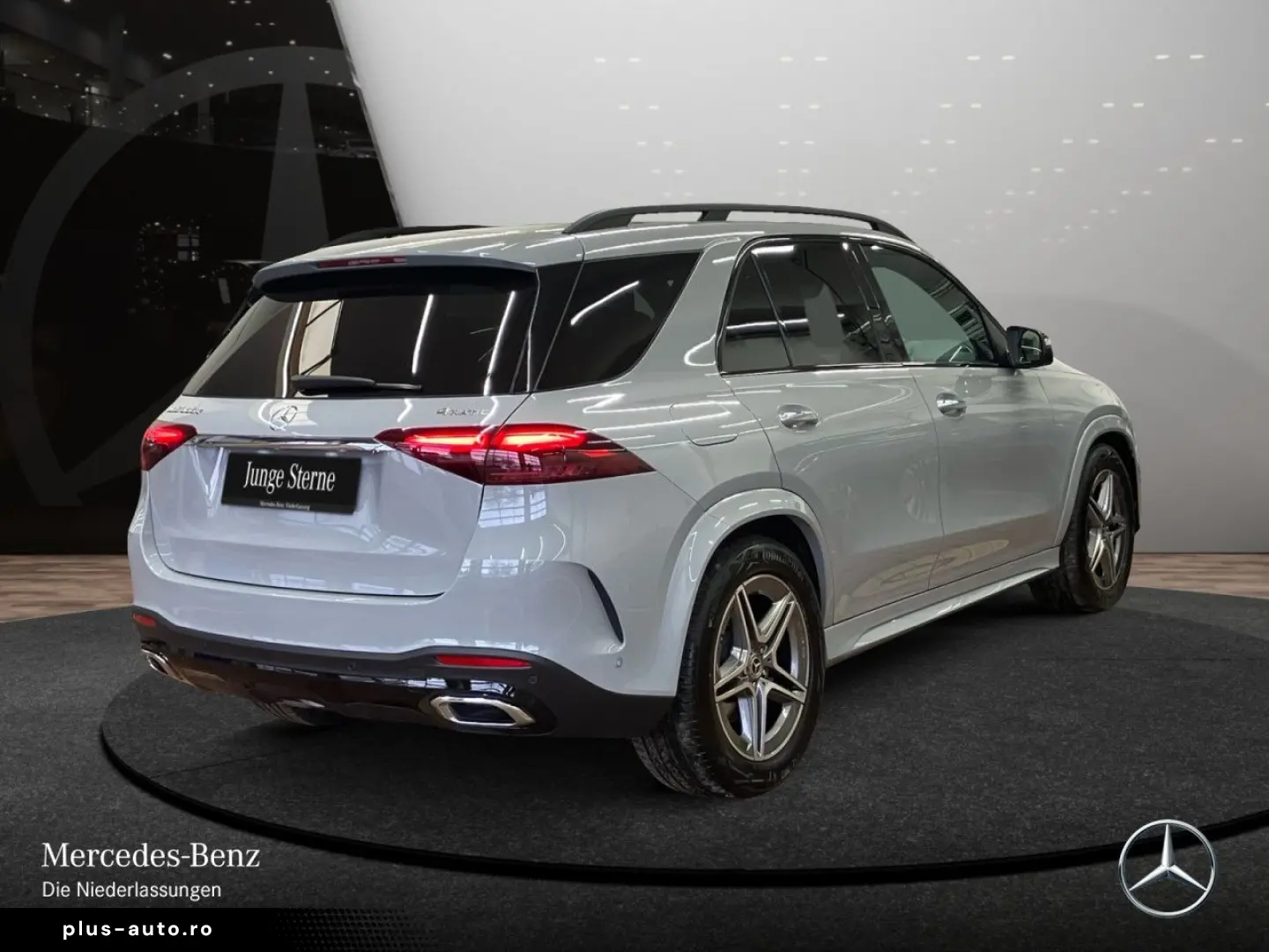 MERCEDES-BENZ GLE 300 d 4M AMG Advanced  Pano AHK Burmester