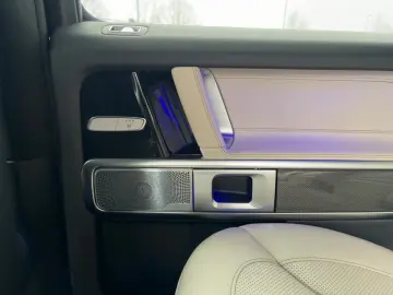 MERCEDES-BENZ G 500 AMG Line Burm MBeam S-Dach AHK Night