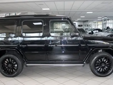 MERCEDES-BENZ G 500 AMG NIGHT AHK RAUTE G-MANU