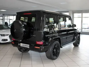 MERCEDES-BENZ G 500 AMG NIGHT AHK RAUTE G-MANU