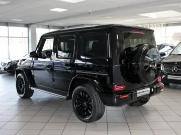 MERCEDES-BENZ G 500 AMG NIGHT AHK RAUTE G-MANU
