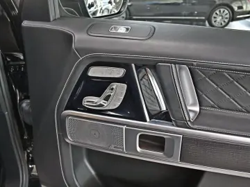 MERCEDES-BENZ G 500 AMG NIGHT AHK RAUTE G-MANU