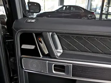 MERCEDES-BENZ G 500 AMG NIGHT AHK RAUTE G-MANU