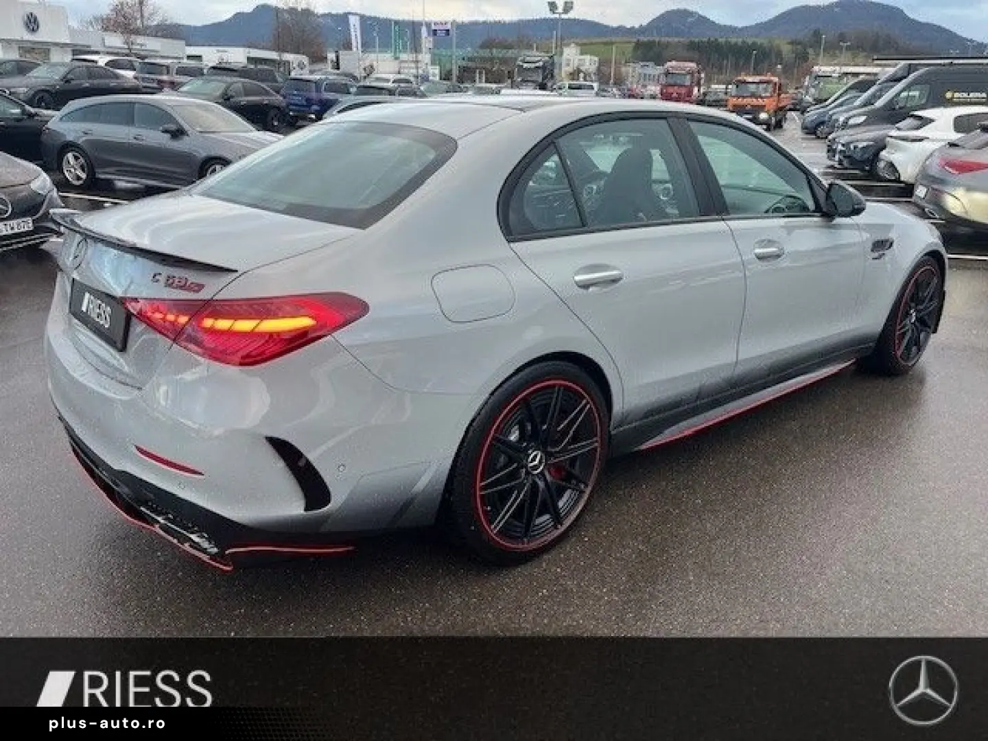 MERCEDES-BENZ C 63 AMG S E PERF Sitze F1 HUD Pano Sitzkl 360