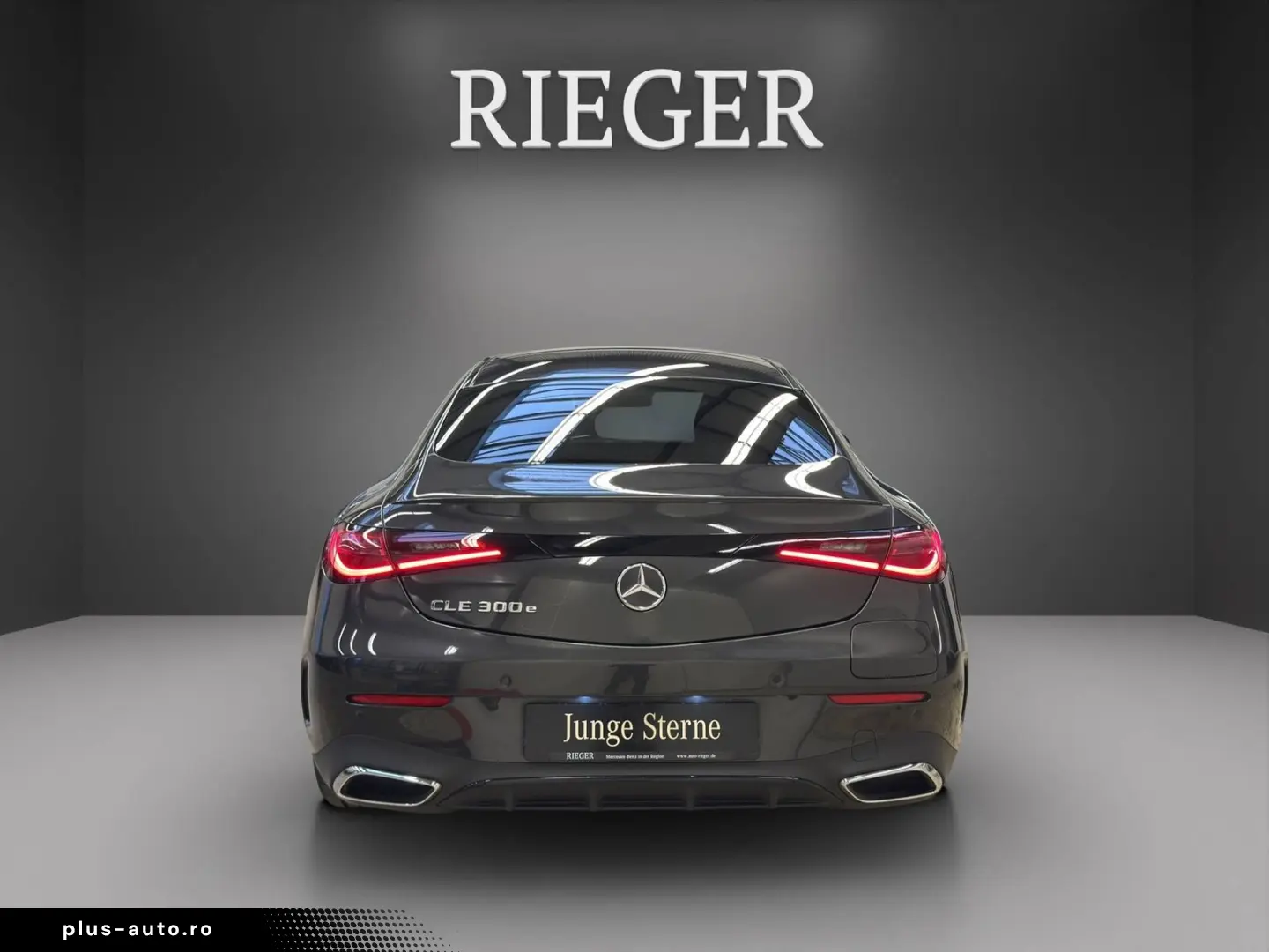 MERCEDES-BENZ CLE 300 e AMG-PLUS NIGHT PANO Burmester HUD