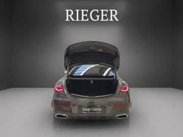 MERCEDES-BENZ CLE 300 e AMG-PLUS NIGHT PANO Burmester HUD