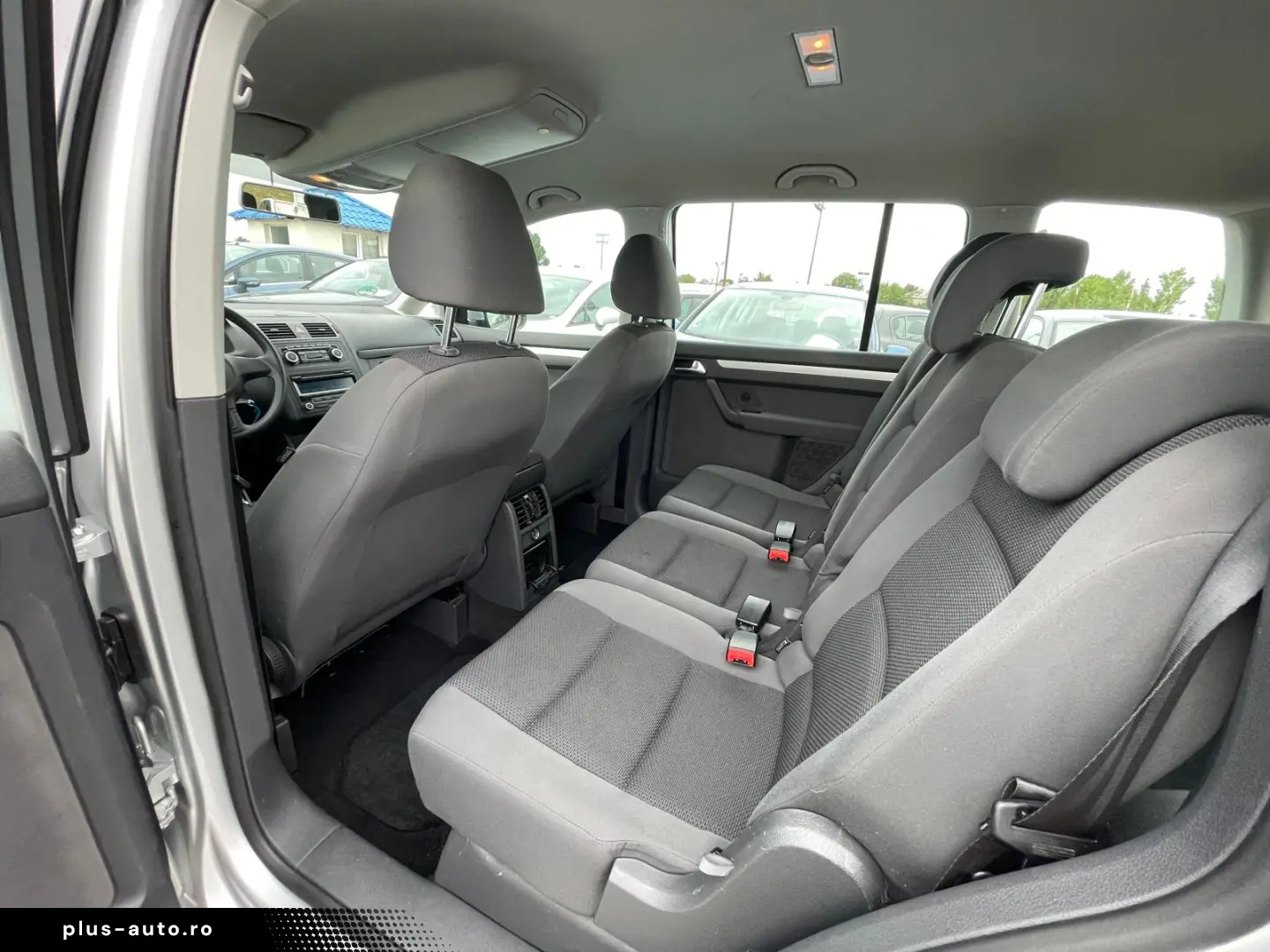 Volkswagen Touran 1.6 TDI Trendline BlueMotion