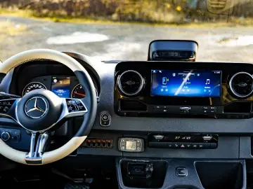 MERCEDES-BENZ Sprinter 319 CDI VIP Tourismus 8 1 Bus…