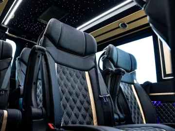 MERCEDES-BENZ Sprinter 319 CDI VIP Tourismus 8 1 Bus…