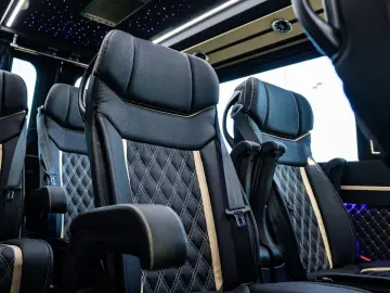 MERCEDES-BENZ Sprinter 319 CDI VIP Tourismus 8 1 Bus…