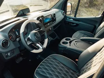 MERCEDES-BENZ Sprinter 319 CDI VIP Tourismus 8 1 Bus…