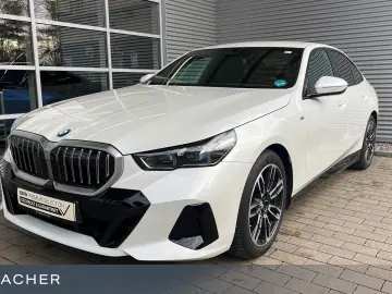 BMW 520d A Lim M-Sport AHK DA  Autom