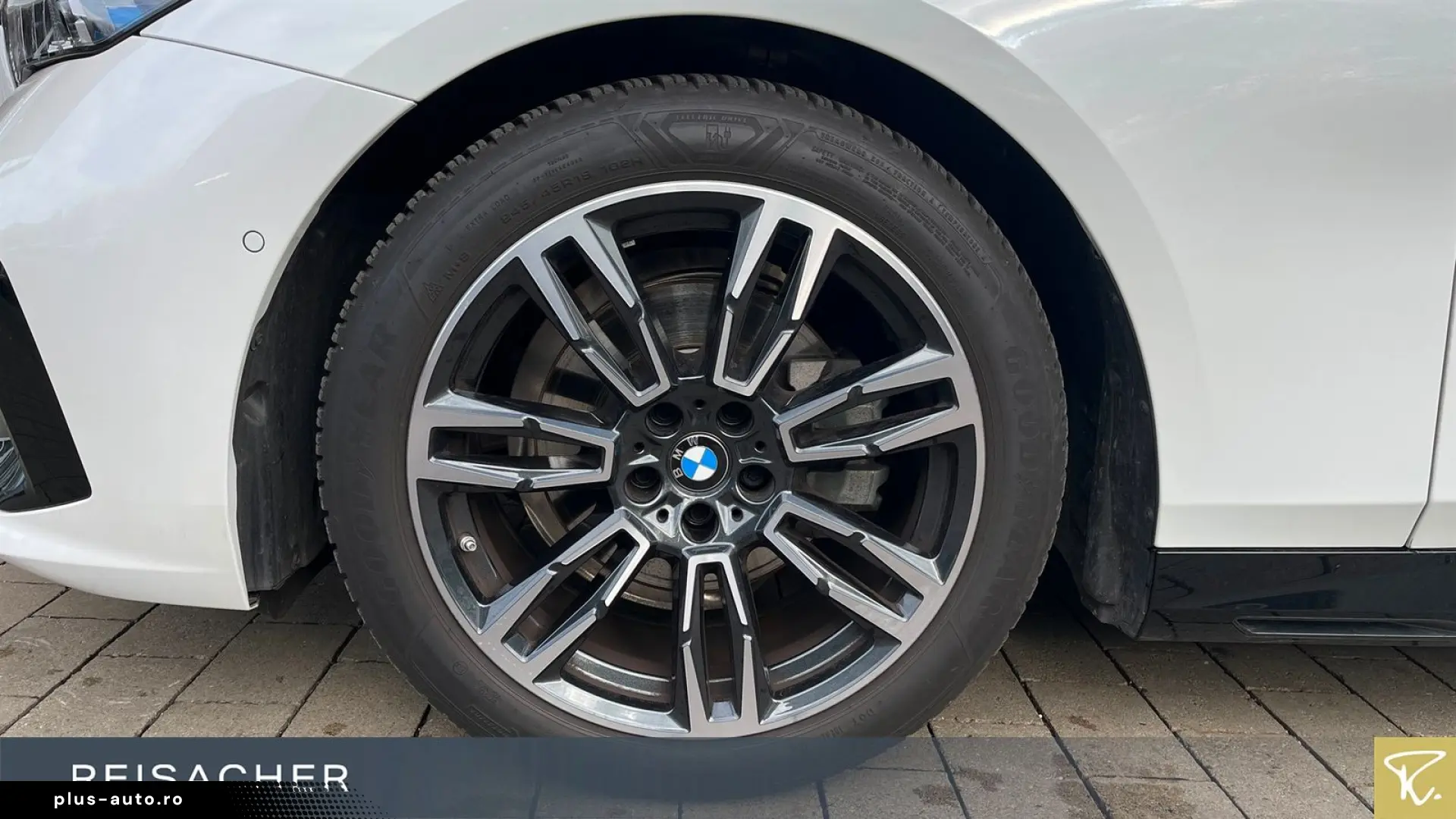 BMW 520d A Lim M-Sport AHK DA  Autom