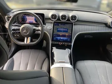 MERCEDES-BENZ CLE 300 e AMG PANO AHK BURMEST DIGITAL DISTR