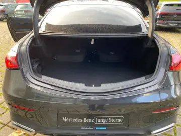 MERCEDES-BENZ CLE 300 e AMG PANO AHK BURMEST DIGITAL DISTR