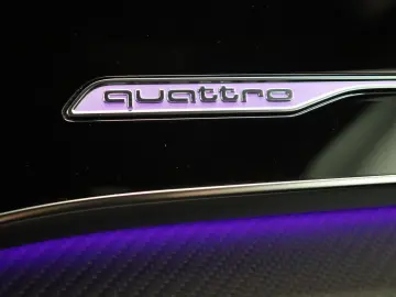 AUDI RS Q8 quattro tiptronic  Matrix Luft Keramik ACC