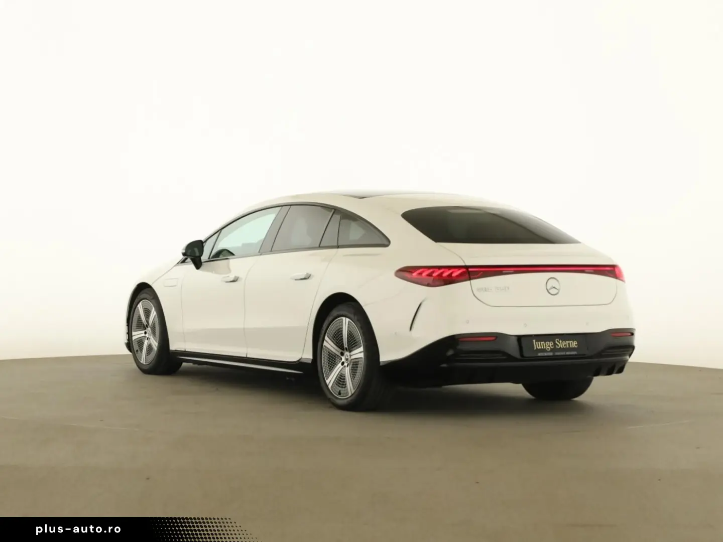 MERCEDES-BENZ EQS 350 AMG NIGHT AIRMATIC PANO DISTR HUD 360