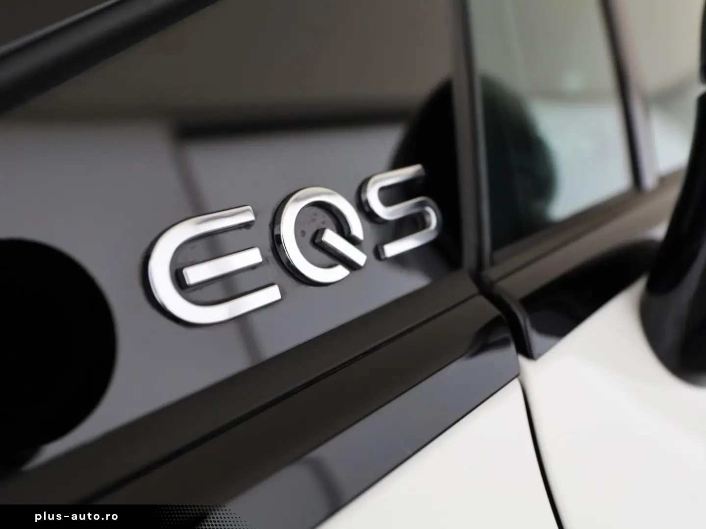 MERCEDES-BENZ EQS 350 AMG NIGHT AIRMATIC PANO DISTR HUD 360