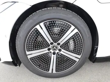 MERCEDES-BENZ EQS 350 AMG NIGHT AIRMATIC PANO DISTR HUD 360