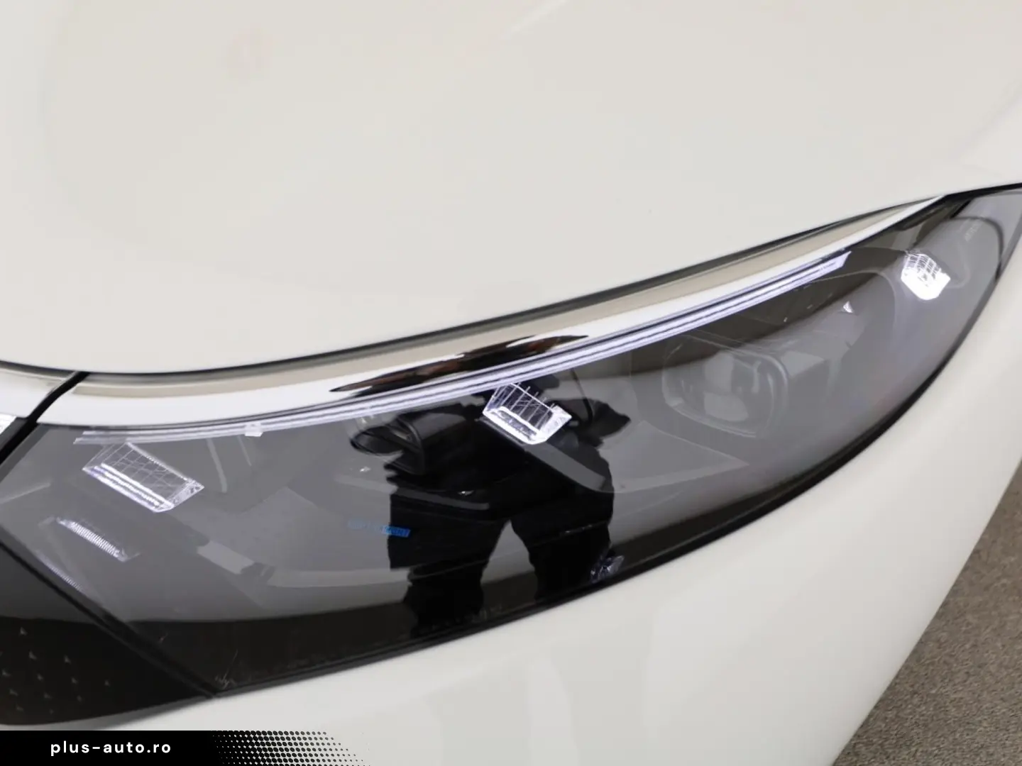 MERCEDES-BENZ EQS 350 AMG NIGHT AIRMATIC PANO DISTR HUD 360