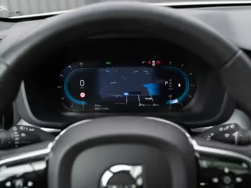 Volvo XC 60 B4 MHEV AT8 AWD R-Design