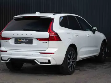 Volvo XC 60 B4 MHEV AT8 AWD R-Design