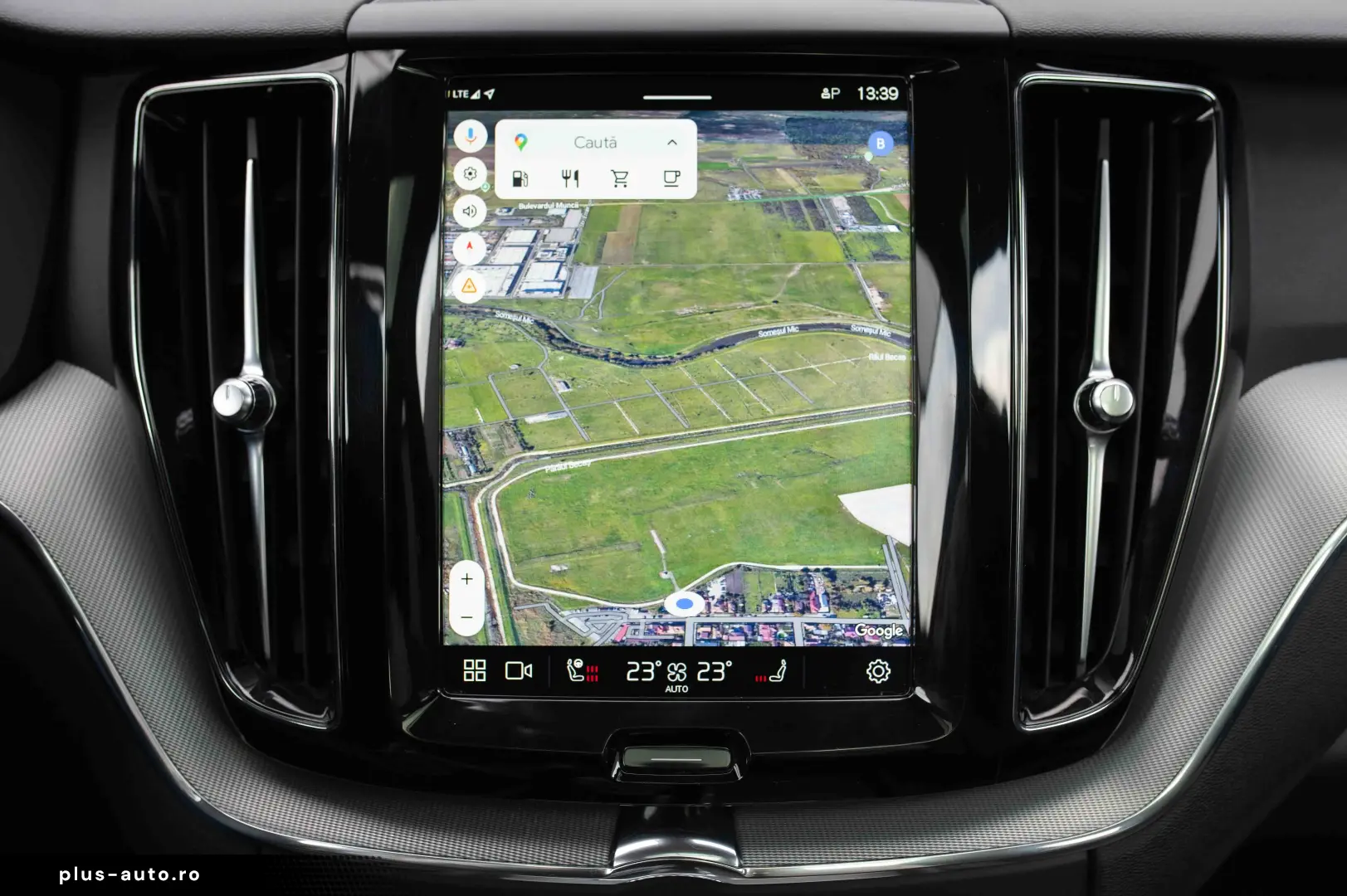 Volvo XC 60 B4 MHEV AT8 AWD R-Design