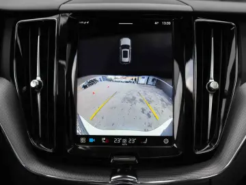 Volvo XC 60 B4 MHEV AT8 AWD R-Design