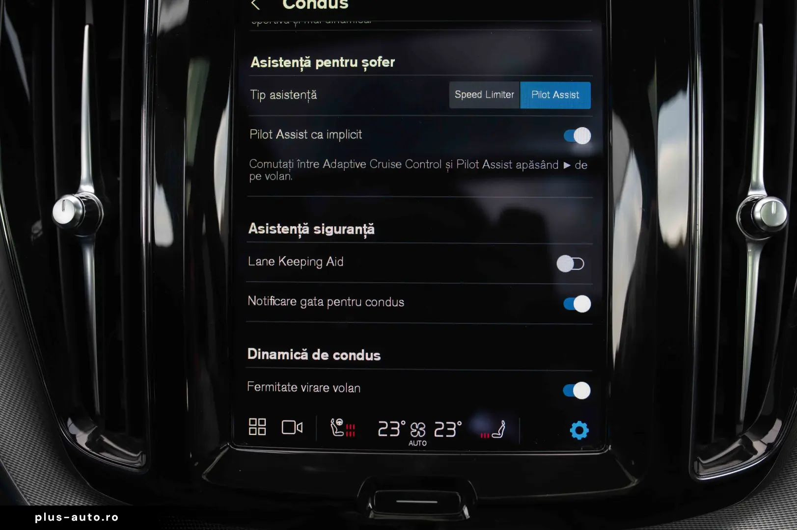 Volvo XC 60 B4 MHEV AT8 AWD R-Design