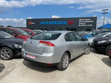 Renault Laguna 2.0 dCi Base