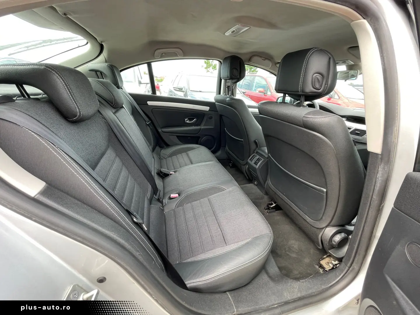 Renault Laguna 2.0 dCi Base