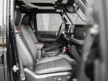 Jeep 2026 4-Door Rubicon X 3.6L V6   RECON