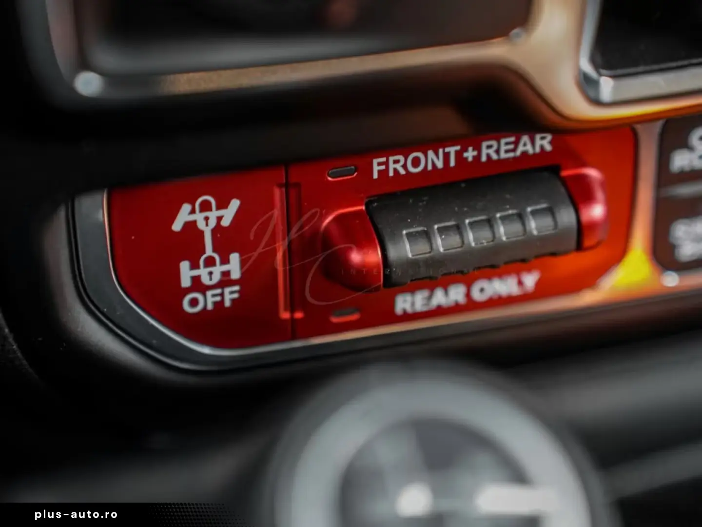 Jeep 2026 4-Door Rubicon X 3.6L V6   RECON