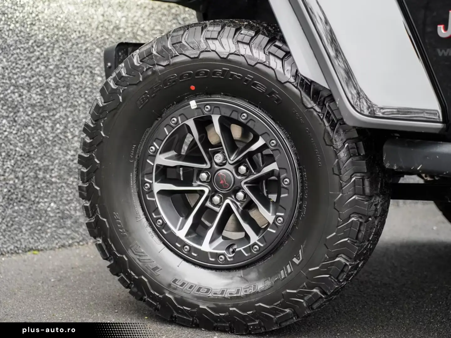 Jeep 2026 4-Door Rubicon X 3.6L V6   RECON