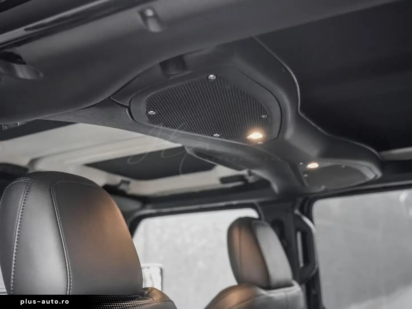 Jeep 2026 4-Door Rubicon X 3.6L V6   RECON