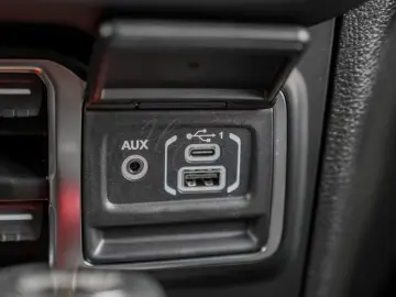 Jeep 2026 4-Door Rubicon X 3.6L V6   RECON