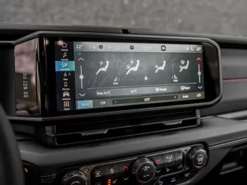 Jeep 2026 4-Door Rubicon X  3.6L V6   35