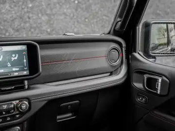 Jeep 2026 4-Door Rubicon X  3.6L V6   35