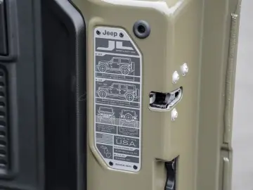 Jeep 2026 4-Door Rubicon X  3.6L V6   35