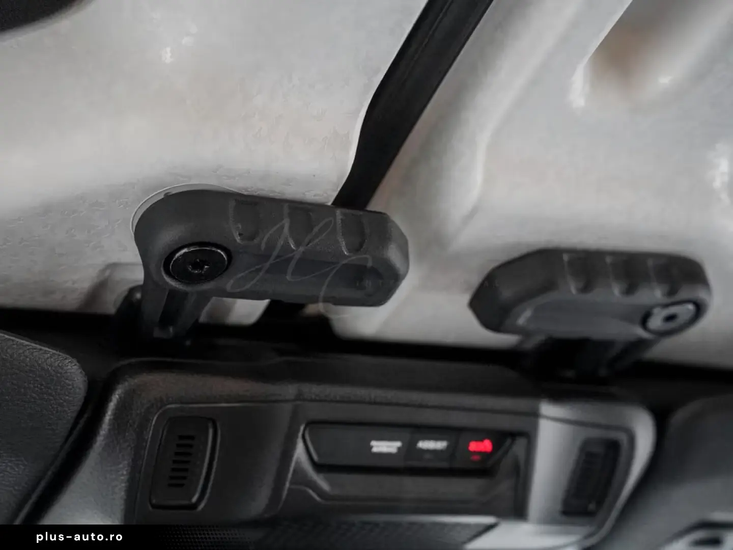 Jeep 2026 4-Door Rubicon X  3.6L V6   35