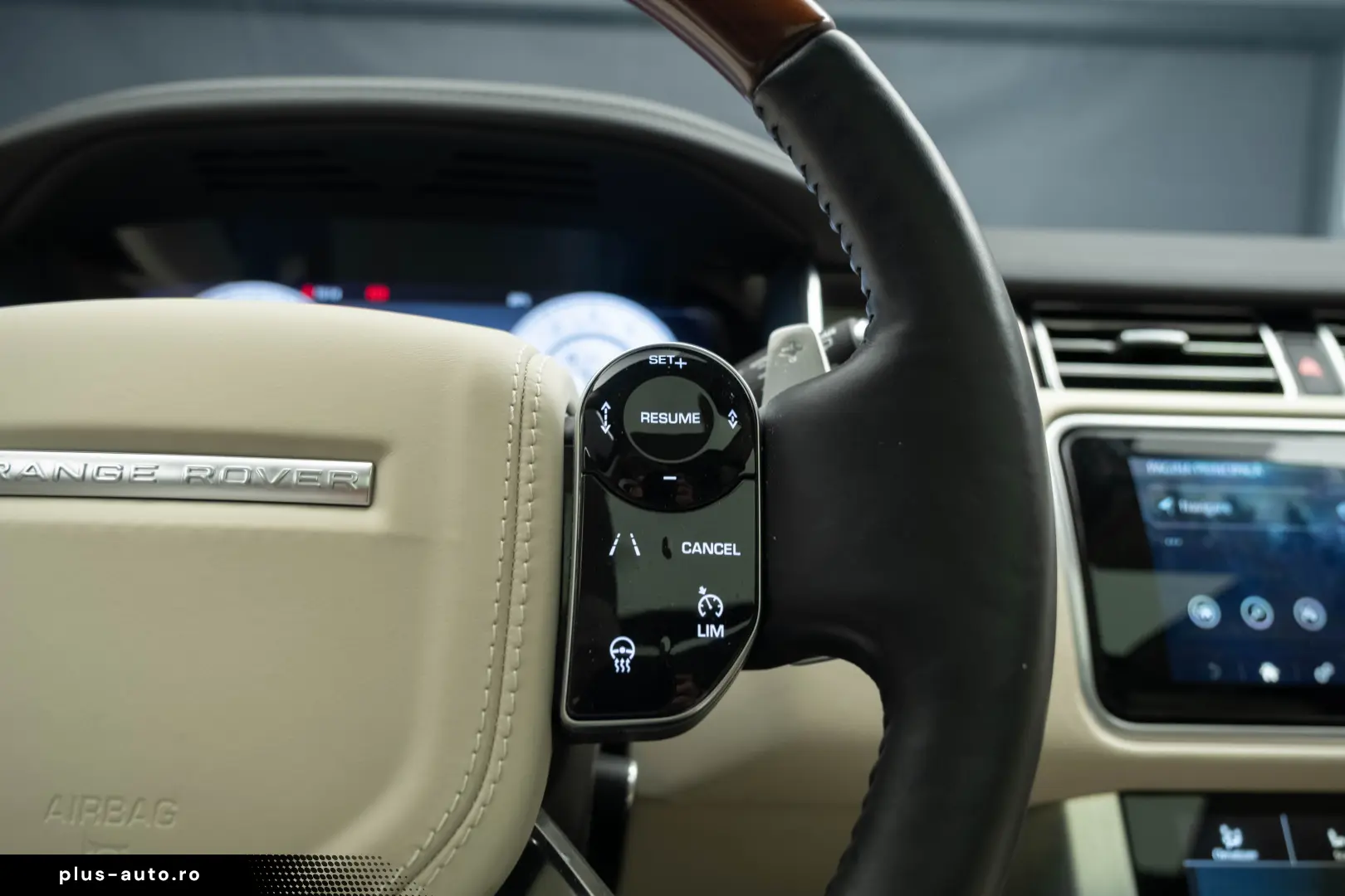 Range Rover LWB SV Autobiography