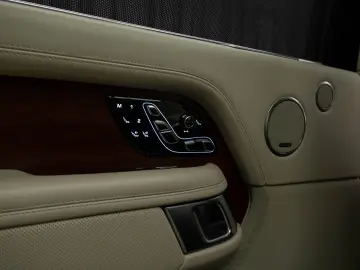 Range Rover LWB SV Autobiography