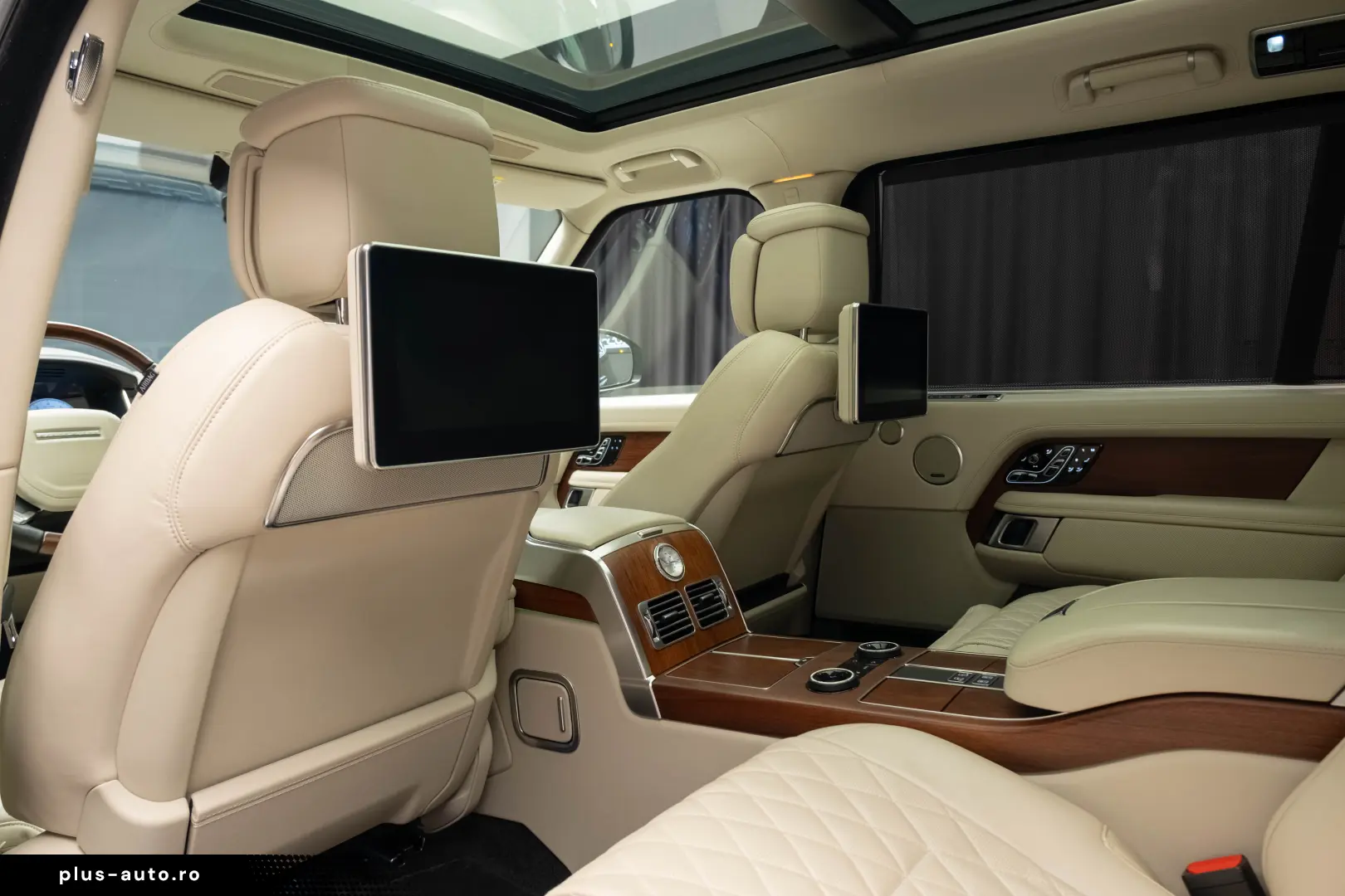 Range Rover LWB SV Autobiography