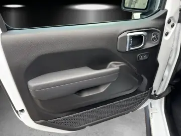 Jeep Wrangler Rubicon 4 door 3 6 V6 MY24 FACELIFT RFK