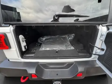 Jeep Wrangler Rubicon 4 door 3 6 V6 MY24 FACELIFT RFK