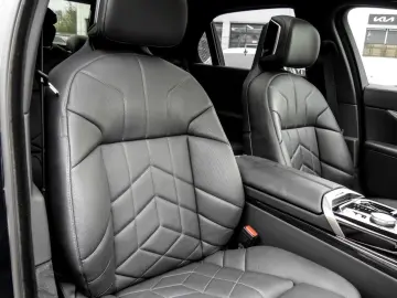 BMW 740d xDrive M SPORT PRO AHK HuD DA PROF 360